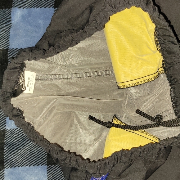 Vintage.  Made in USA. Bellwether. Cycling or jogging pants.  Polyester size Med - Picture 7 of 9